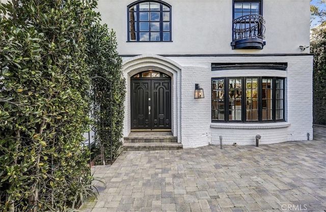725 N Doheny, Beverly Hills, CA 90210