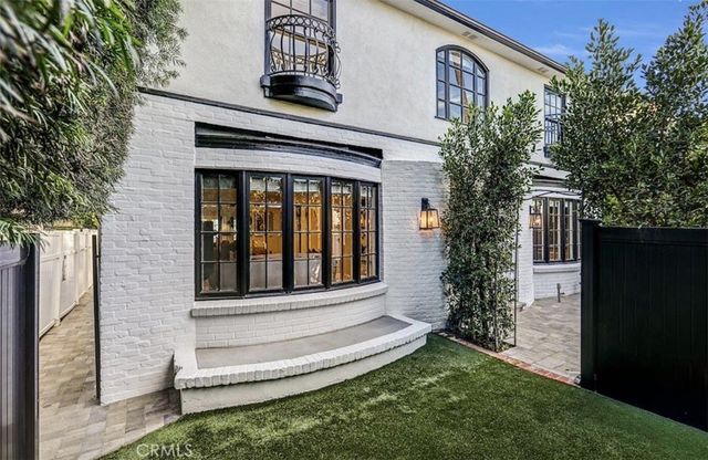 725 N Doheny, Beverly Hills, CA 90210