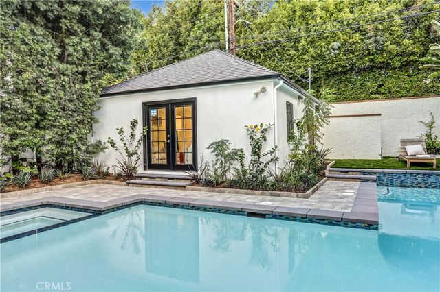 725 N Doheny, Beverly Hills, CA 90210
