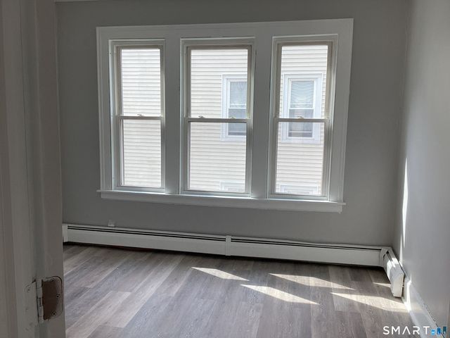 67 Brooklawn Street FL 2, New Britain, CT 06052