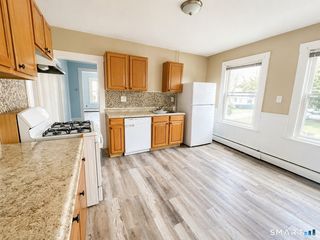 67 Brooklawn Street FL 2, New Britain, CT 06052
