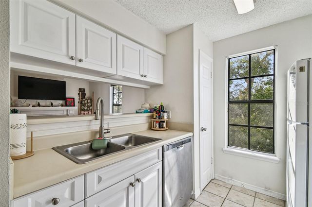 1000 W HORATIO STREET 212, Tampa, FL 33606