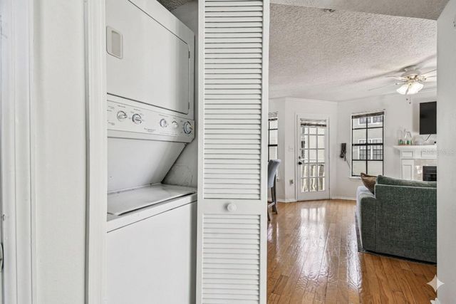 1000 W HORATIO STREET 212, Tampa, FL 33606