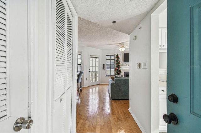 1000 W HORATIO STREET 212, Tampa, FL 33606