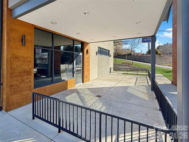 190 Hendersonville Road 95, Asheville, NC 28803