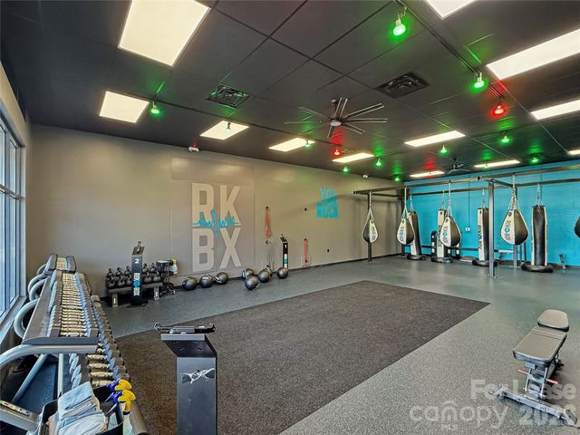 190 Hendersonville Road 95, Asheville, NC 28803