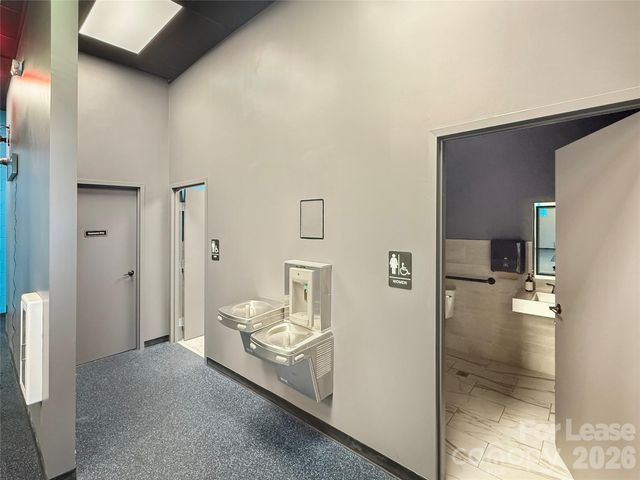 190 Hendersonville Road 95, Asheville, NC 28803