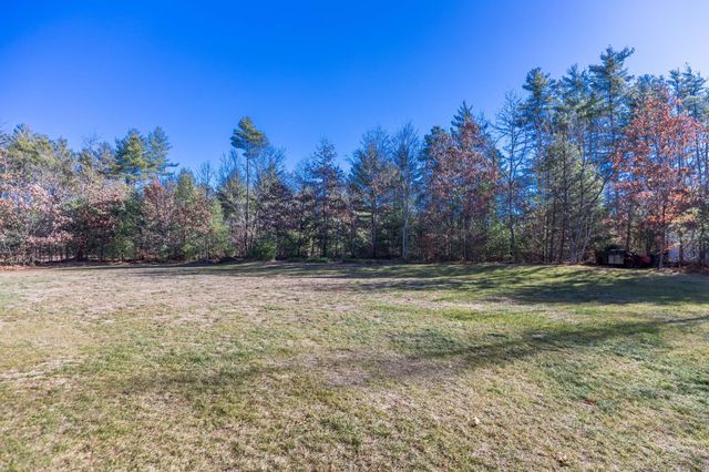 239 Ricker Road, Loudon, NH 03307