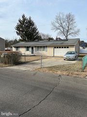 312 SPRING LAKE BLVD, Browns Mills, NJ 08015