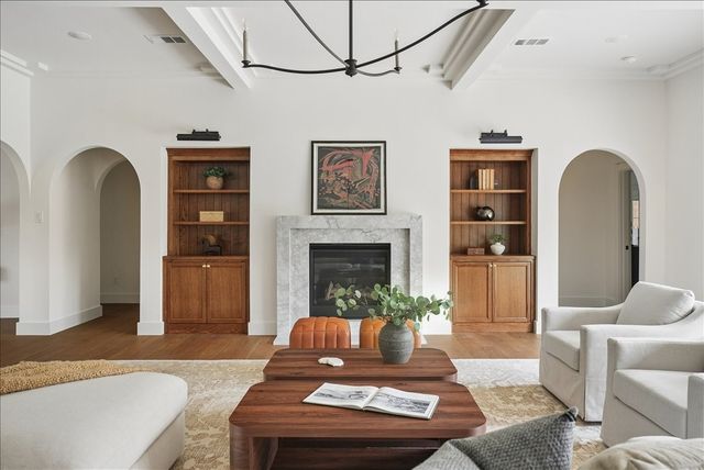 4366 Willow Lane, Dallas, TX 75244