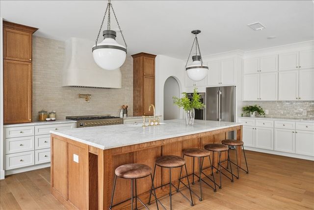 4366 Willow Lane, Dallas, TX 75244