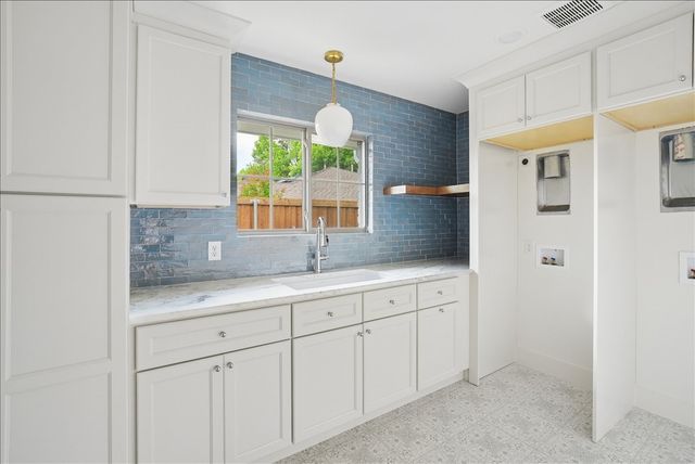 4366 Willow Lane, Dallas, TX 75244