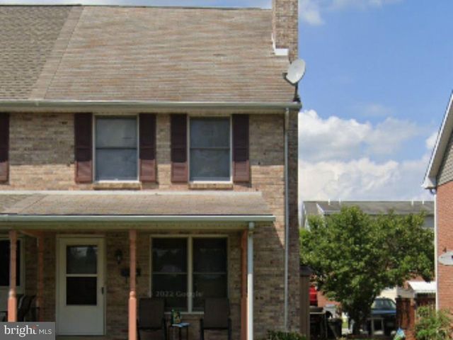1015 E WALNUT ST, Lancaster, PA 17602