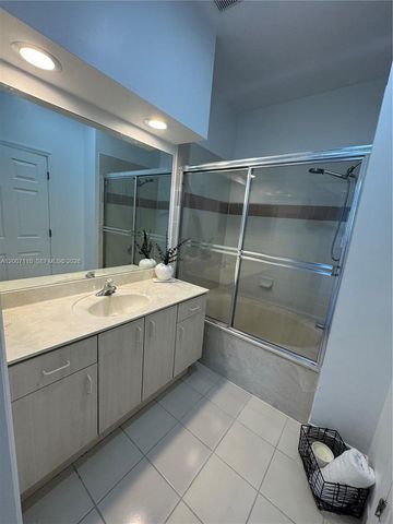 23703 SW 110th Pl 23703, Homestead, FL 33032