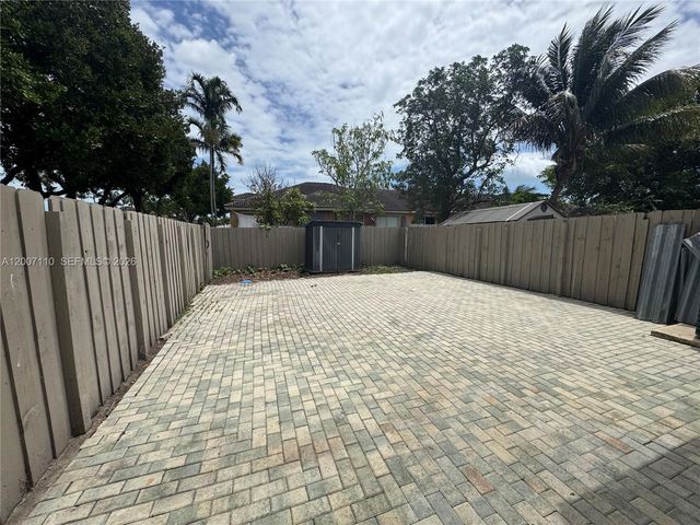 23703 SW 110th Pl 23703, Homestead, FL 33032