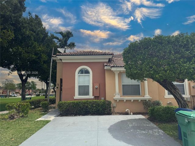 23703 SW 110th Pl 23703, Homestead, FL 33032