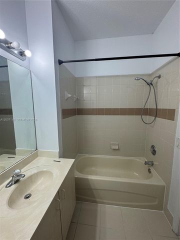 23703 SW 110th Pl 23703, Homestead, FL 33032