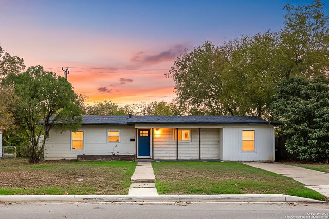 258 Antrim Dr, San Antonio, TX 78218