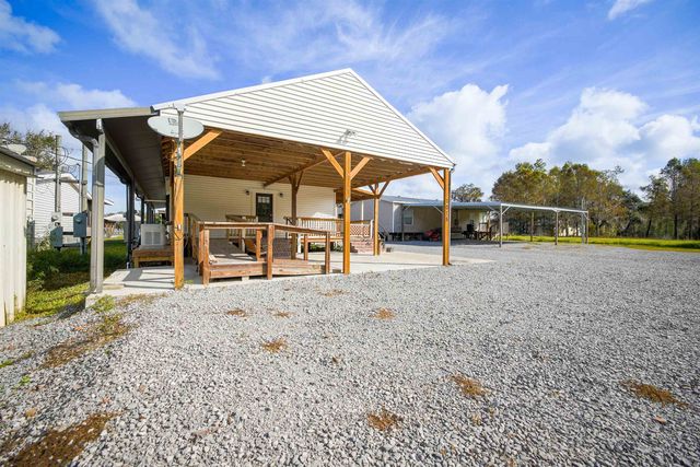 1015 Eagle Dr, Pierre Part, LA 70339