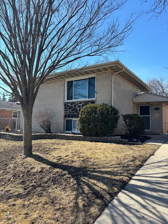 16456 George Drive, Oak Forest, IL 60452