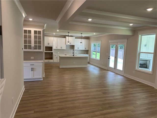 435 Winding Rose Drive, Hoschton, GA 30548