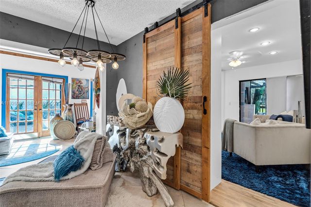 1420 W Sandpiper Cir 1420, Pembroke Pines, FL 33026