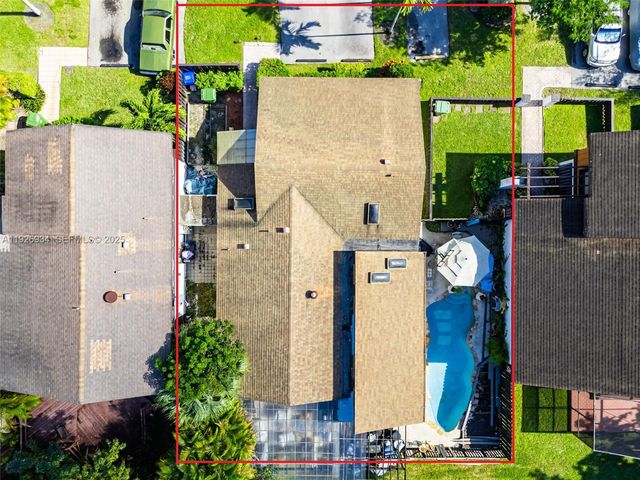 1420 W Sandpiper Cir 1420, Pembroke Pines, FL 33026