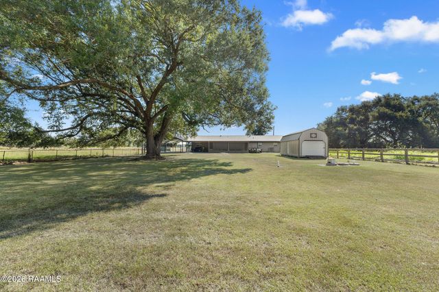 1317 Highway 93 N, Scott, LA 70583