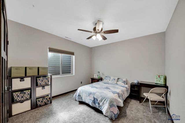 5804 HARPER CT, Rapid City, SD 57702