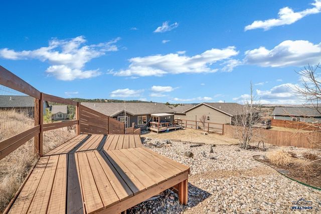 5804 HARPER CT, Rapid City, SD 57702