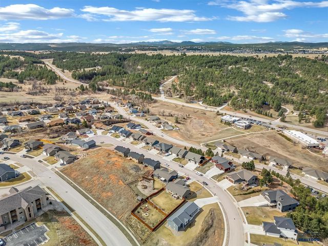 5804 HARPER CT, Rapid City, SD 57702