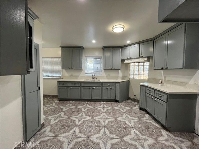 3007 Sequoia, South Gate, CA 90280