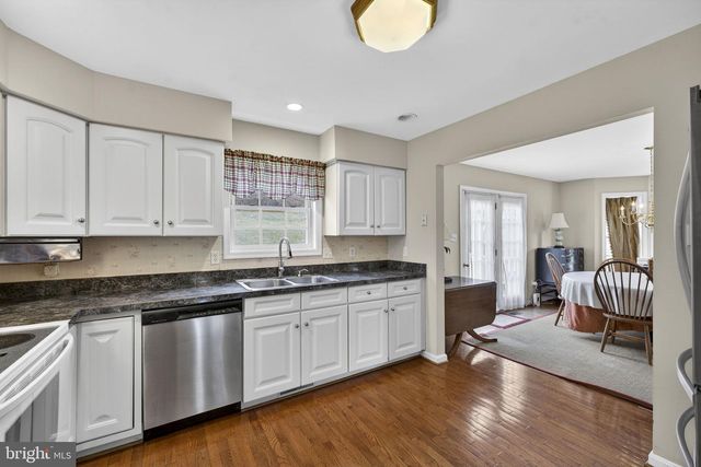 11530 JOHN MARSHALL HWY, Markham, VA 22643