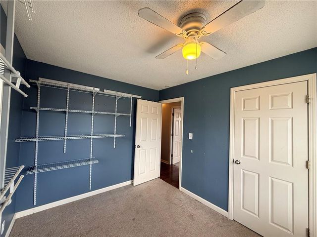 8701 E 92ND Place, Kansas City, MO 64138