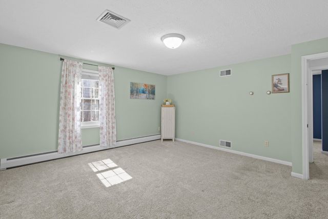 16 Timmins Road, Bow, NH 03304