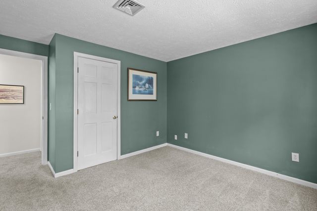 16 Timmins Road, Bow, NH 03304