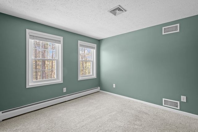 16 Timmins Road, Bow, NH 03304