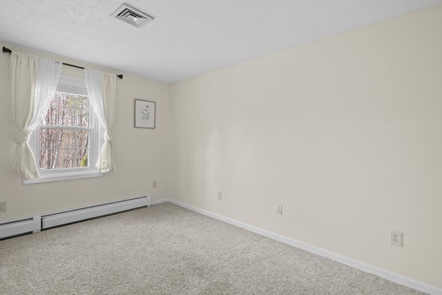 16 Timmins Road, Bow, NH 03304