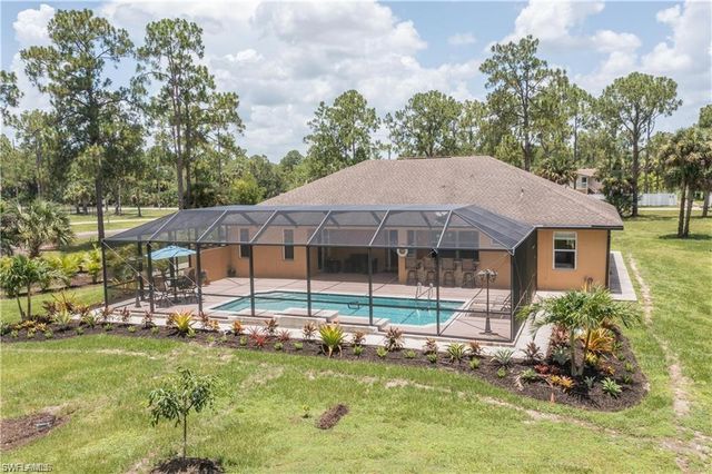 2960 10th AVE NE, Naples, FL 34120