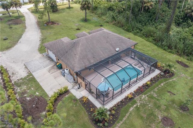 2960 10th AVE NE, Naples, FL 34120