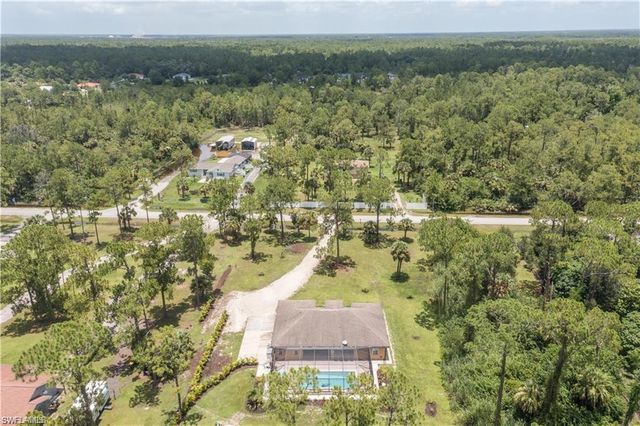 2960 10th AVE NE, Naples, FL 34120