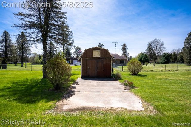 1783 Farnsworth Road, Lapeer, MI 48446