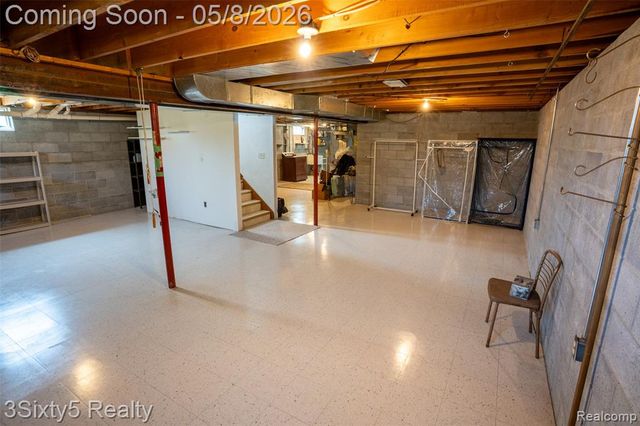 1783 Farnsworth Road, Lapeer, MI 48446