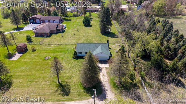 1783 Farnsworth Road, Lapeer, MI 48446
