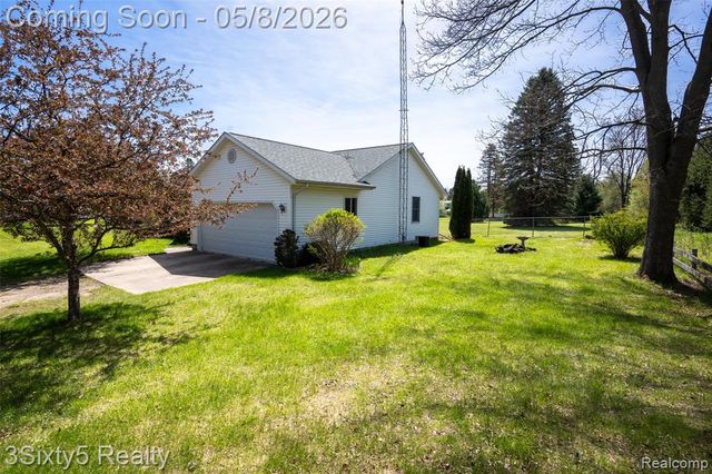 1783 Farnsworth Road, Lapeer, MI 48446