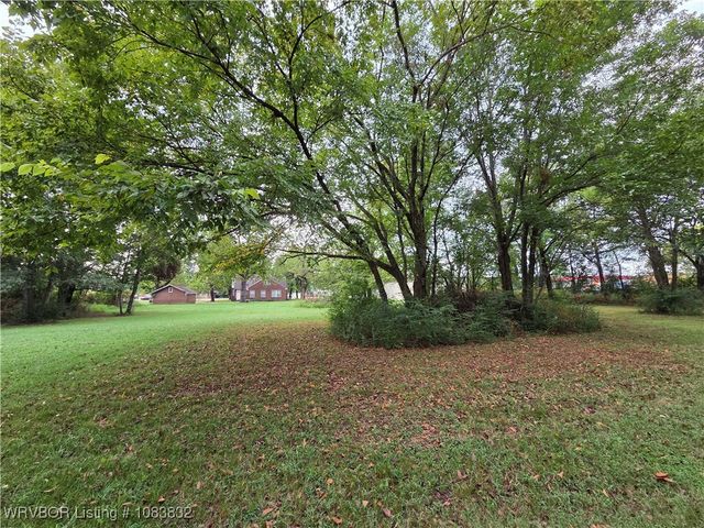 118 E Main Street, Charleston, AR 72933