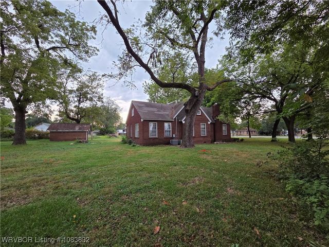 118 E Main Street, Charleston, AR 72933