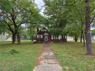 118 E Main Street, Charleston, AR 72933