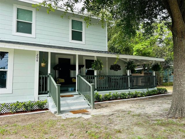 208 WEAVER AVENUE, Lake Wales, FL 33853