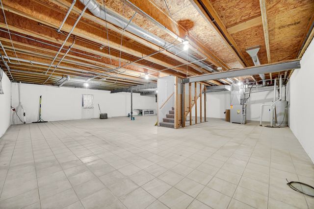 12 Iliad Drive, Tinley Park, IL 60477